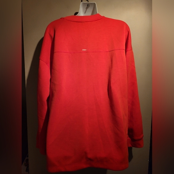 NWOT Mondetta Vibrant Red Sweatshirt - Picture 3 of 7